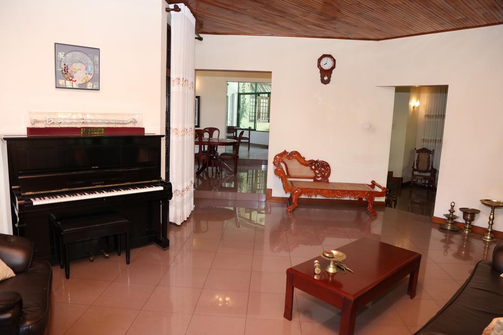 Glory Homestay Kandy Exterior photo